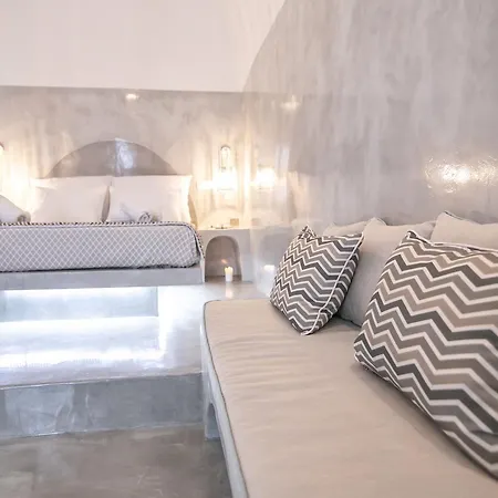 Thetis Cave Holiday home *